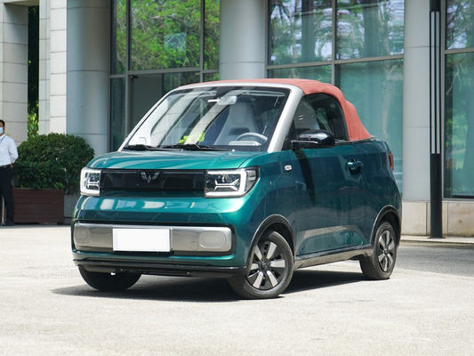 Wuling Airbag Mini Electric Car Hatchback 100km/H 4 Seats Lithium Battery