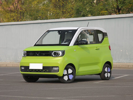Wuling Airbag Mini Electric Car Hatchback 100km/H 4 Seats Lithium Battery