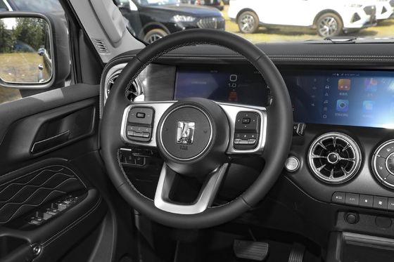 GWM  300 Fuel Powered Car 2.0T 227HP 8AT High Speed Petrol SUV Car