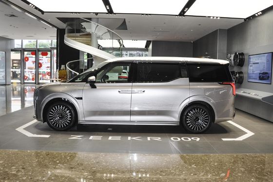 ZEEKR 009 MPV Electric Car Hatchback Vehicle Auto Luxury EV LHD 100kwh