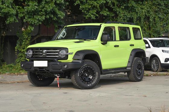 Zbiornik 300 2110 kg 1,5 t Długość 4760 mm Przebieg 25 Mpg Ciężarówka